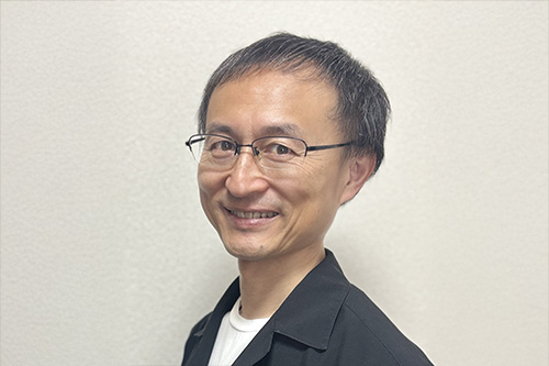 講師